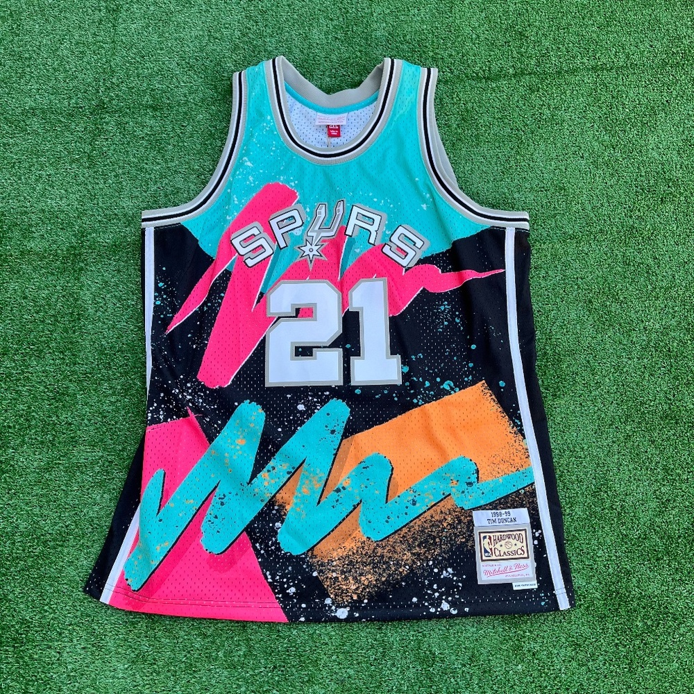 NEW Mitchell & Ness San Antonio Spurs Tim Duncan Hyper Swingman Jersey Throwback